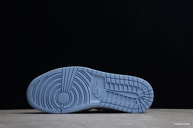 HYPE DC0774-050 Blue Jordan Low 1 University (W) 0801